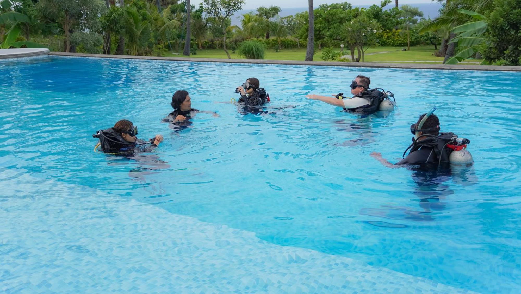 Palm Springs Bali Dive Resort Tulamben Exterior foto